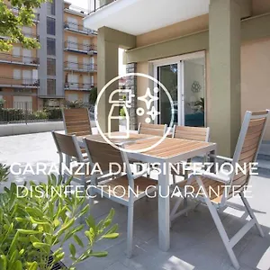 Italianway - Cristoforo Colombo 12 San Bartolomeo Al Mare