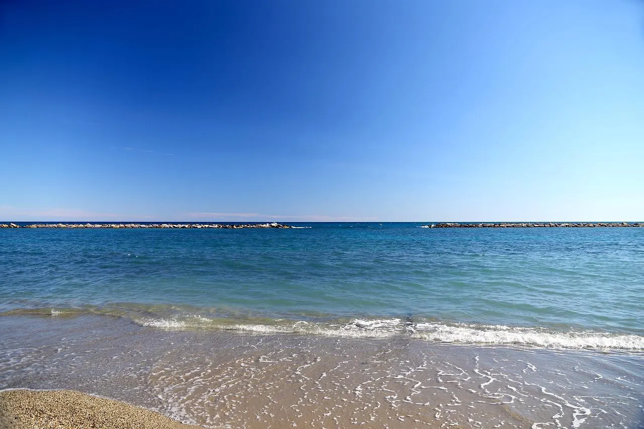 Hotel Mayola Mhotelsgroup San Bartolomeo Al Mare Italien